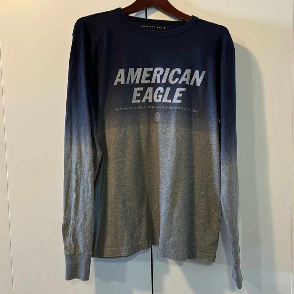 American eagle long sleeve shirt.